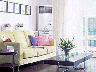 大金空调2500w一个小时多少度电 工作时间和能效比等因素有关